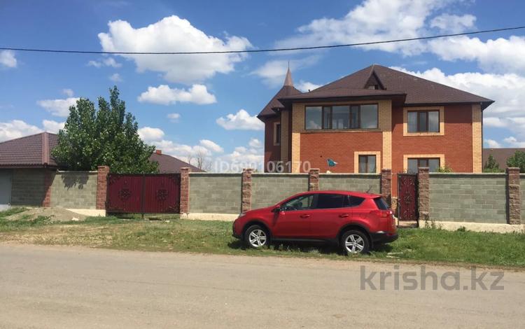 Жеке үй · 4 бөлме · 300 м² · 15 жүзд., Желтоксан 10, бағасы: 80 млн ₸ в Жалтырколе — фото 7