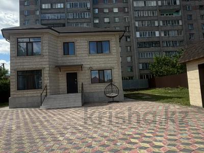 Жеке үй · 7 бөлме · 220 м² · 8 жүзд., Павлова, бағасы: 127 млн ₸ в Семее