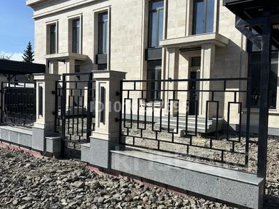 5-комнатная квартира · 197 м², мкр Михайловка , Степная 115 — Облгаи за ~ 71.9 млн ₸ в Караганде, Казыбек би р-н