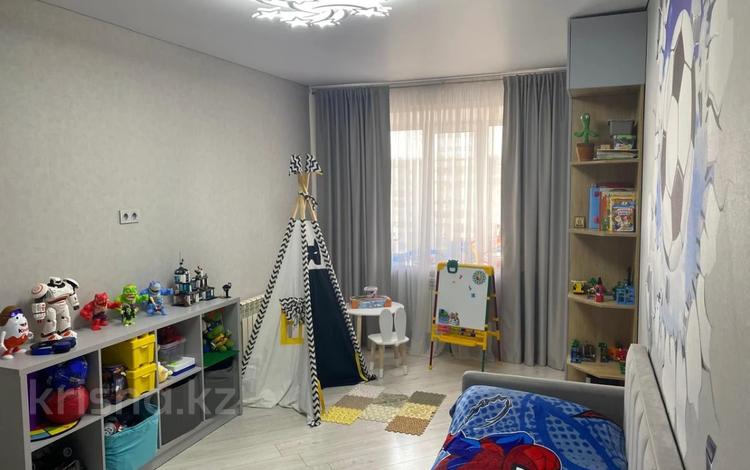 3-бөлмелі пәтер · 100.6 м² · 9/9 қабат, 8 микрорайон 24, бағасы: 60 млн ₸ в Костанае — фото 2