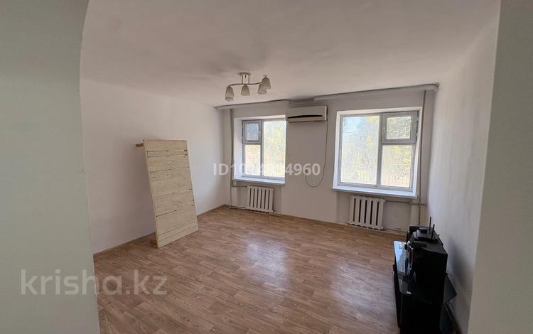2-бөлмелі пәтер · 59.9 м² · 1/5 қабат, 3 укрупнений квартал 1А — Район Старого базара, бағасы: 11 млн ₸ в  — фото 2
