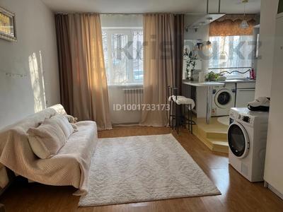 2-бөлмелі пәтер · 40 м² · 1/3 қабат, Жарокова — Жарокова Жандосова или Жарокова Сатпаева, бағасы: 300 000 ₸ в Алматы, Бостандыкский р-н