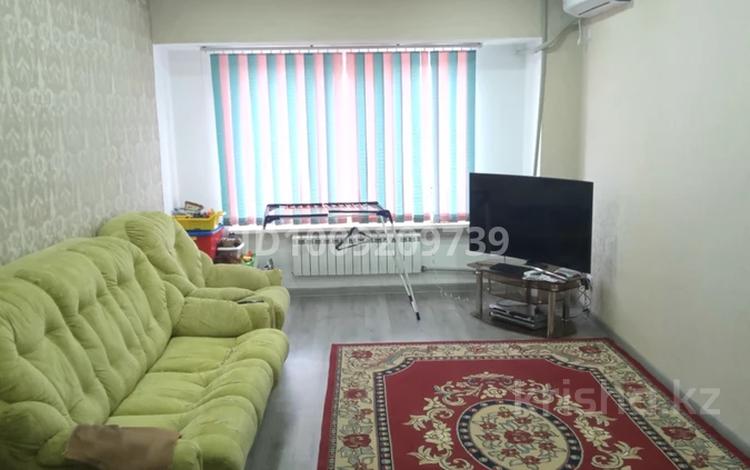 3-комнатная квартира · 70 м² · 4/5 этаж, Мкр Спутник 8 — 20 мкр Спутник за 24.5 млн ₸ в Конаеве — фото 2