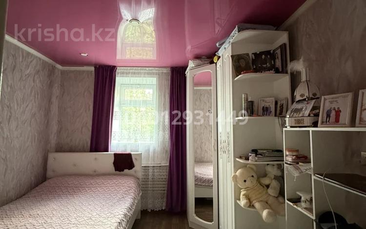 Отдельный дом · 3 комнаты · 50 м² · 6.1 сот., Бобровка 4133а — Остановка жанында жолдын бойы за 15 млн ₸ в Семее — фото 2