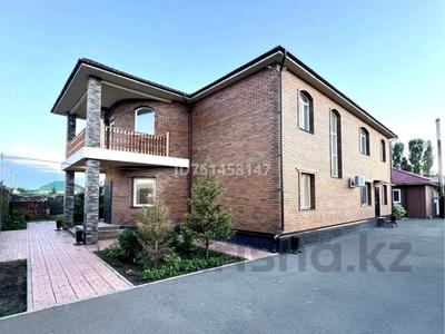 Отдельный дом · 8 комнат · 500 м² · 20 сот., Айтмагамбет есмагамбетулы 56 — Возле мечети за 155 млн 〒 в Косшы