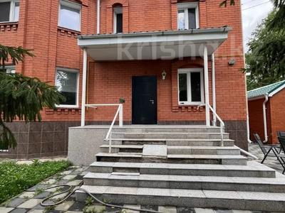 Жеке үй · 5 бөлме · 320 м² · 4.5 жүзд., Назарбаева, бағасы: 165 млн ₸ в Костанае