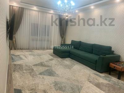 3-комнатная квартира · 98 м² · 7/16 этаж, мкр. Алмагуль, Мкр Алмагул 24 за 30 млн 〒 в Атырау