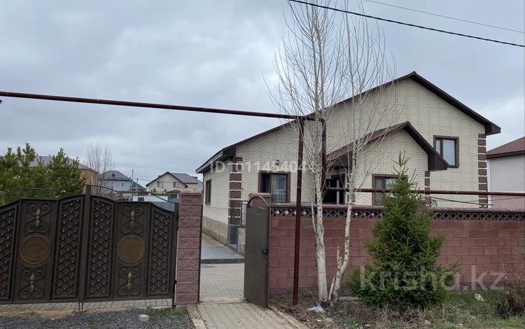 Жеке үй · 4 бөлме · 160 м² · 10 сот., мкр Уркер 9 — Байзак Датка, бағасы: 65 млн ₸ в Астане, Нура р-н — фото 2