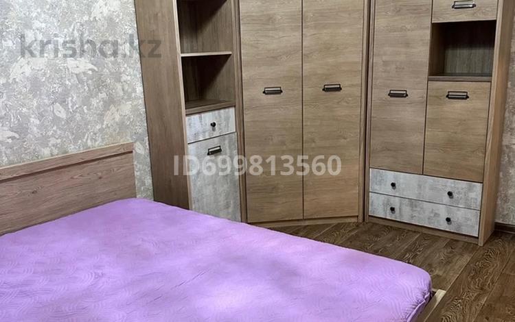 2-бөлмелі пәтер · 50 м² · 8/10 қабат · ай сайын, Байсейтова, бағасы: 200 000 〒 в Семее — фото 2