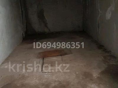 Гаражи и паркинги в Алматы: Гараж · 18 м² · мкр Самал-2 84 — Ул.Мендикулова уг.ул.Бектурова за 2.6 млн 〒 Гараж · 18 м² · мкр Самал-2 84 — Ул.Мендикулова уг.ул.Бектурова за 2.6 млн 〒 в Алматы, Медеуский р-н