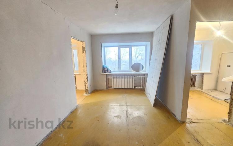 2-комнатная квартира · 40 м² · 4/4 этаж, мкр Новый Город, Ермекова 45 за 11.9 млн ₸ в Караганде, Казыбек би р-н — фото 2
