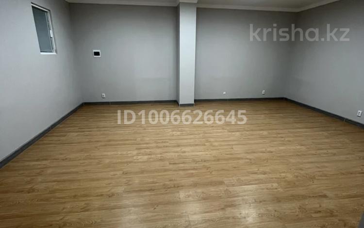 Офисы · 15 м² за 5 000 〒 в Актобе, мкр 8 — фото 2