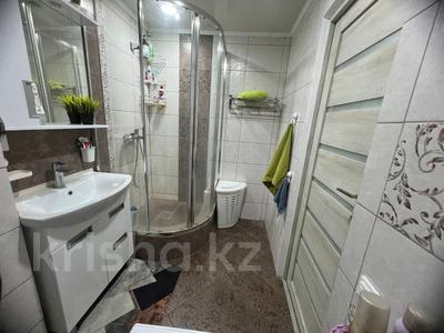 3-комнатная квартира, 63.7 м², 2/5 этаж, Назарбаева за 25 млн 〒 в Уральске