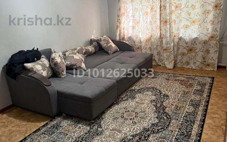 4-комнатная квартира · 82 м² · 1/5 этаж, мкр Айнабулак-3 162 за 62 млн ₸ в Алматы, Жетысуский р-н — фото 2