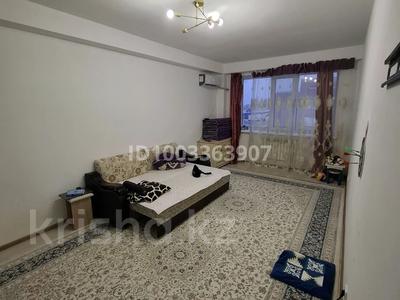 1-комнатная квартира · 45 м² · 9/9 этаж, мкр Нурсая за 150 000 〒 в Атырау