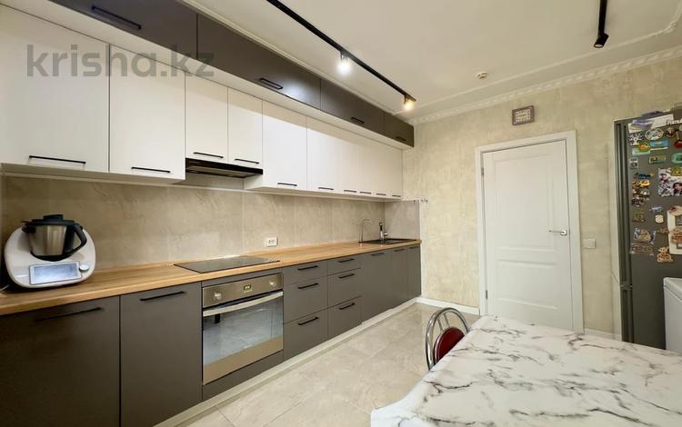 3-комнатная квартира · 111 м² · 4/14 этаж, Абая 63 за 51 млн ₸ в Астане, р-н Байконур — фото 2