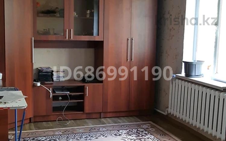 3-бөлмелі пәтер, 56 м², 5/5 қабат, 3 9, бағасы: 14.3 млн 〒 в Чапаеве — фото 2