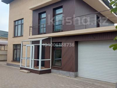 Отдельный дом · 5 комнат · 275 м² · 10 сот., Ынталы 42 за 109 млн ₸ в Жанатурмысе