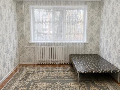 3-комнатная квартира · 61 м² · 1/5 этаж, Майкудук, 13й микрорайон за 13.9 млн ₸ в Караганде, Алихана Бокейханова р-н