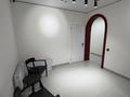 Свободное назначение, офисы, салоны красоты, образование, кабинеты и рабочие места · 14 м² за 200 000 ₸ в Астане, Есильский р-н — фото 2
