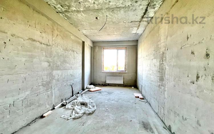 1-комнатная квартира, 38 м², 5/5 этаж, Кабанбай батыра 186 за 10 млн 〒 в Талдыкоргане — фото 2