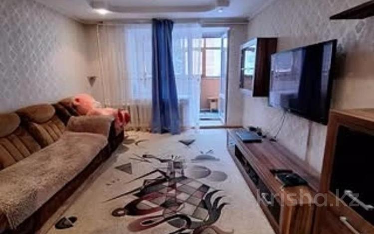 3-комнатная квартира, 60 м², центр за 20.2 млн 〒 в Петропавловске — фото 2