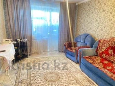 3-комнатная квартира · 60 м² · 2/6 этаж, Набережная 10 за 19.5 млн 〒 в Семее
