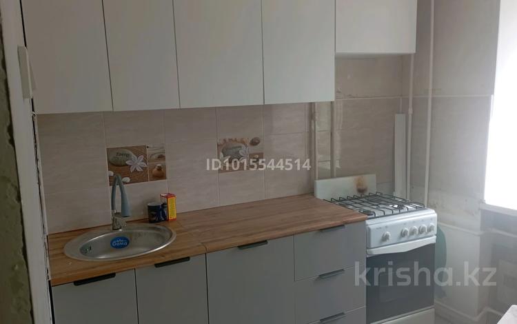 1-бөлмелі пәтер · 33 м² · 4/5 қабат, 2 ш/а. 281, бағасы: 12.5 млн ₸ в Актобе, мкр 8 — фото 2