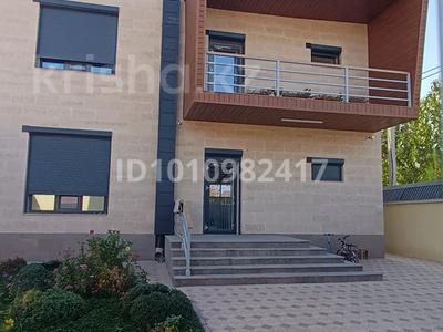 Жеке үй · 4 бөлме · 284 м² · 5 сот., Академгородок 65 — Академгородок, бағасы: 135 млн 〒 в Шымкенте, Каратауский р-н