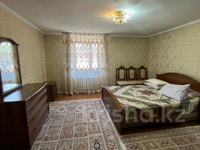 Отдельный дом · 6 комнат · 230 м² · 9 сот., мкр Таусамалы, Шолпан 18 — Жандосова за 137 млн ₸ в Алматы, Наурызбайский р-н