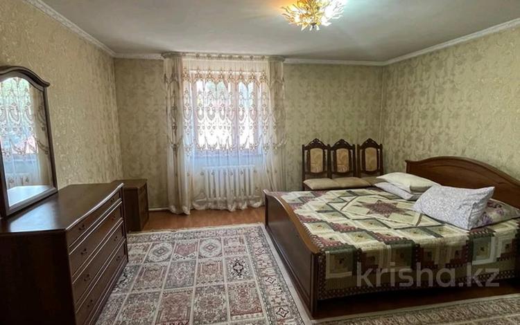 Отдельный дом · 6 комнат · 230 м² · 9 сот., мкр Таусамалы, Шолпан 18 — Жандосова за 120 млн 〒 в Алматы, Наурызбайский р-н — фото 11