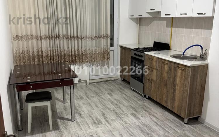 2-комнатная квартира · 52 м² · 4/5 этаж, мкр Карасу 21 — Ресторан Аксарай за 130 000 ₸ в Таразе — фото 2