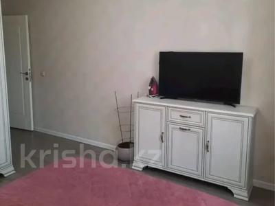 2-комнатная квартира · 75 м² · 3/12 этаж, Астана 19 — Шаяхметова за 250 000 ₸ в Шымкенте