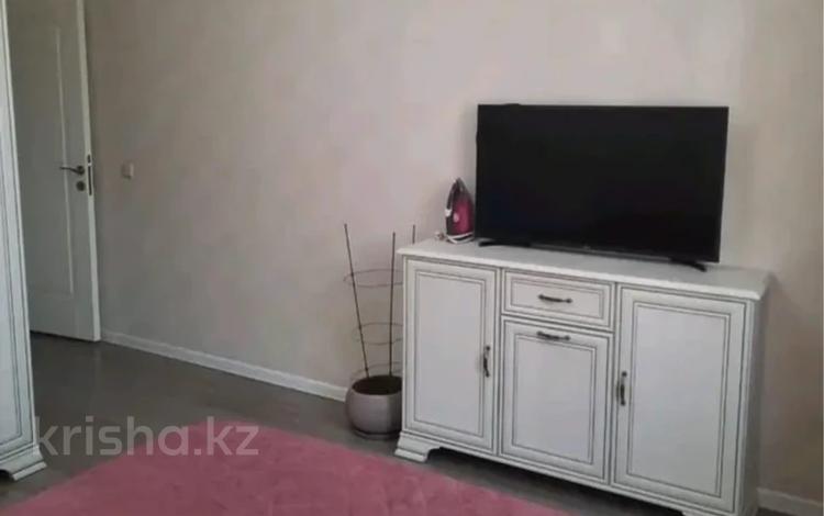 2-комнатная квартира · 75 м² · 3/12 этаж, Астана 19 — Шаяхметова за 250 000 ₸ в Шымкенте — фото 2