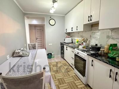 4-комнатная квартира · 77 м² · 4/5 этаж, в районе Центр за 28 млн 〒 в Талдыкоргане, мкр Жетысу