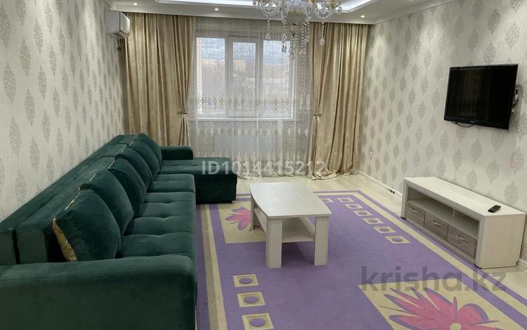 2-комнатная квартира · 70 м² · 10/12 этаж, Рыскулбекова 28/1 за 20 000 ₸ в Алматы, Бостандыкский р-н — фото 2