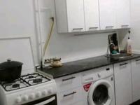 1-бөлмелі пәтер · 42 м² · 3 қабат, 22-й мкр 30 — Рынок, бағасы: 1 000 〒 в Актау