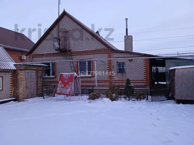 Отдельный дом · 3 комнаты · 80 м² · 10 сот., 6 Мкр 10 — Сандригайло за 32 млн 〒 в Рудном