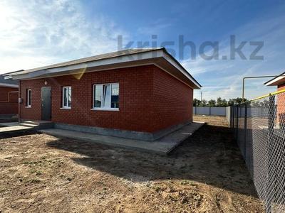 Отдельный дом · 3 комнаты · 80 м² · 5 сот., Малтакан би 11 за 22.8 млн 〒 в Уральске
