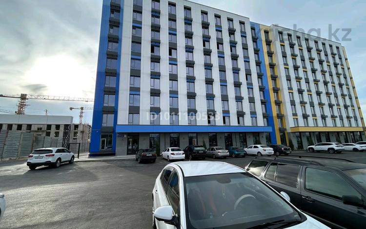 1-бөлмелі пәтер · 43 м² · 2/9 қабат, мкр Шымсити, Байдибек Би 241А, бағасы: 21.6 млн ₸ в Шымкенте, Абайский р-н — фото 2