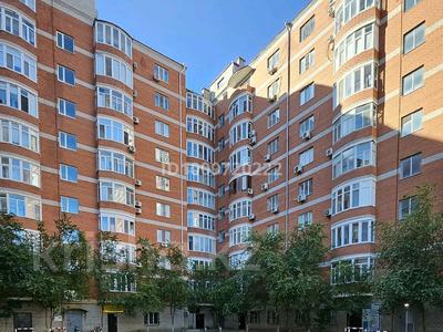 2-бөлмелі пәтер · 55 м² · 8/9 қабат, Микрорайон Авангард-2 11Б, бағасы: 27 млн ₸ в Атырау, мкр Авангард-2