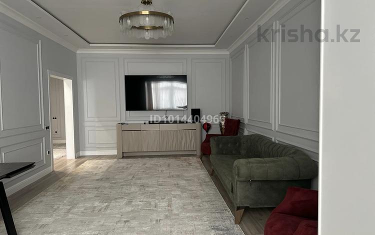 5-комнатная квартира · 180 м² · 4/8 этаж, мкр. Алтын орда, Санкибай батыра 40Б за 100 млн ₸ в Актобе — фото 2