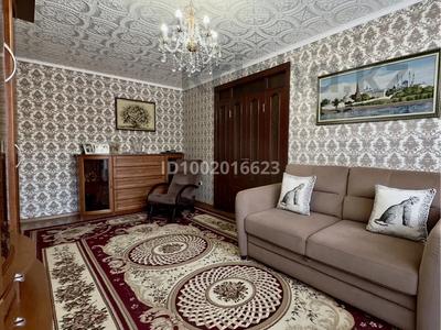 3-комнатная квартира · 59 м² · 2/5 этаж, мкр Новый Город, Нуркена Абдирова 50/2 за ~ 29.5 млн 〒 в Караганде, Казыбек би р-н