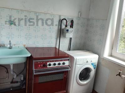 2-комнатная квартира · 46 м² · 5/5 этаж, Парковая за 15 млн ₸ в Петропавловске