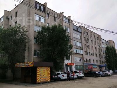 3-комнатная квартира · 61.5 м² · 4/6 этаж, мкр Жилгородок, Есет-Батыра 7 за 19.7 млн 〒 в Актобе