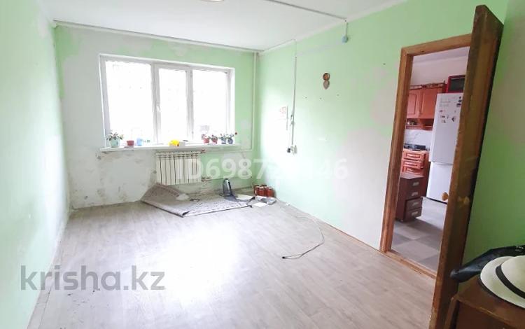 1-комнатная квартира, 33 м², 1/4 этаж, мкр №3 39а — Абая-Алтынсарина