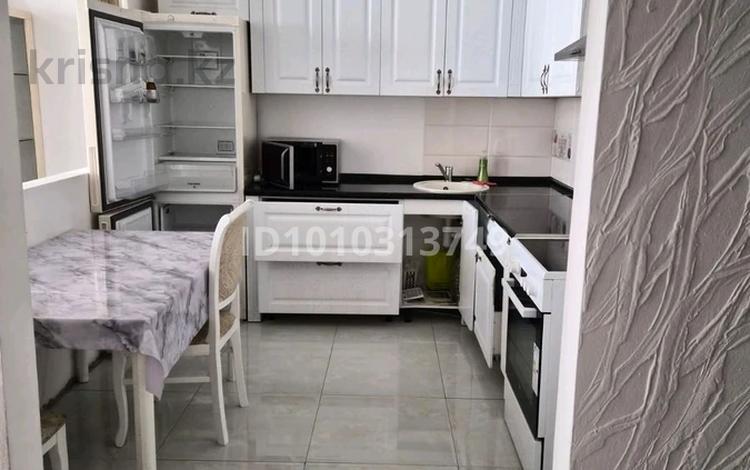 2-комнатная квартира · 80 м² · 7/9 этаж, достык 10 за 48 млн ₸ в Астане, Есильский р-н — фото 2