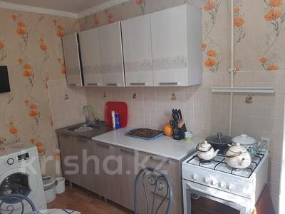 1-комнатная квартира · 37 м² · 1/5 этаж, мкр Шанхай, Рыскулова 14а за 7.4 млн ₸ в Актобе