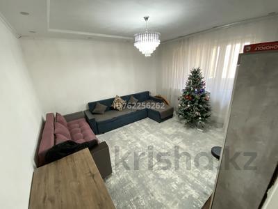 3-бөлмелі пәтер · 65.7 м² · 12/12 қабат, Ақсай-1А ш/а. — Толе би - Момышулы, бағасы: 41.5 млн ₸ в Алматы, Ауэзовский р-н