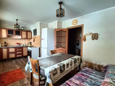 4-бөлмелі пәтер · 63.5 м² · 1/5 қабат, Ауэзова 6, бағасы: 21.5 млн ₸ в Усть-Каменогорске